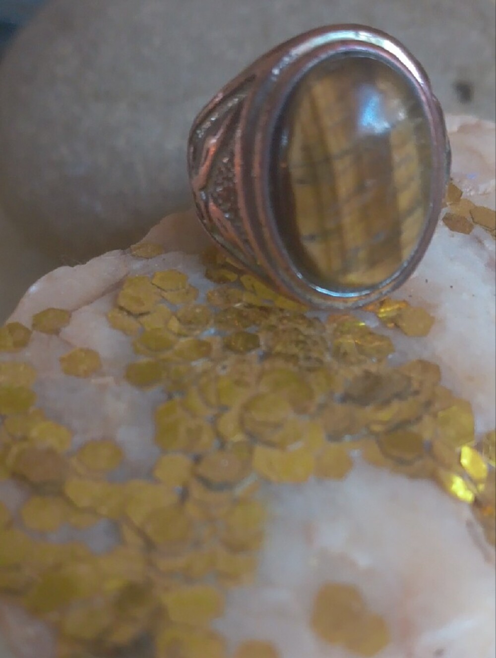 Tiger Eye Statement Ring in Brown and Gold - Picture 6 of 9